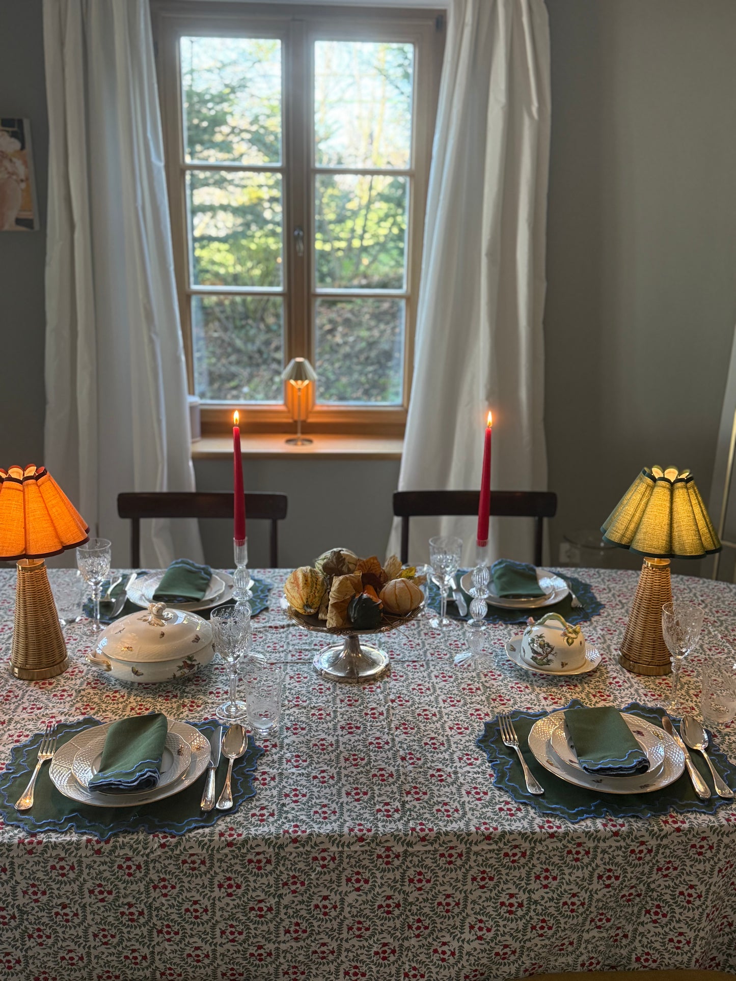 Valeria mossgrüne Tischsets - 4 Sets mit 4 Servietten