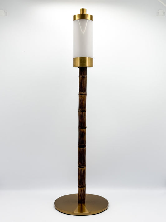 Aufladbare Bambus Lampe mit Ikatstoff Lampenschirm grün