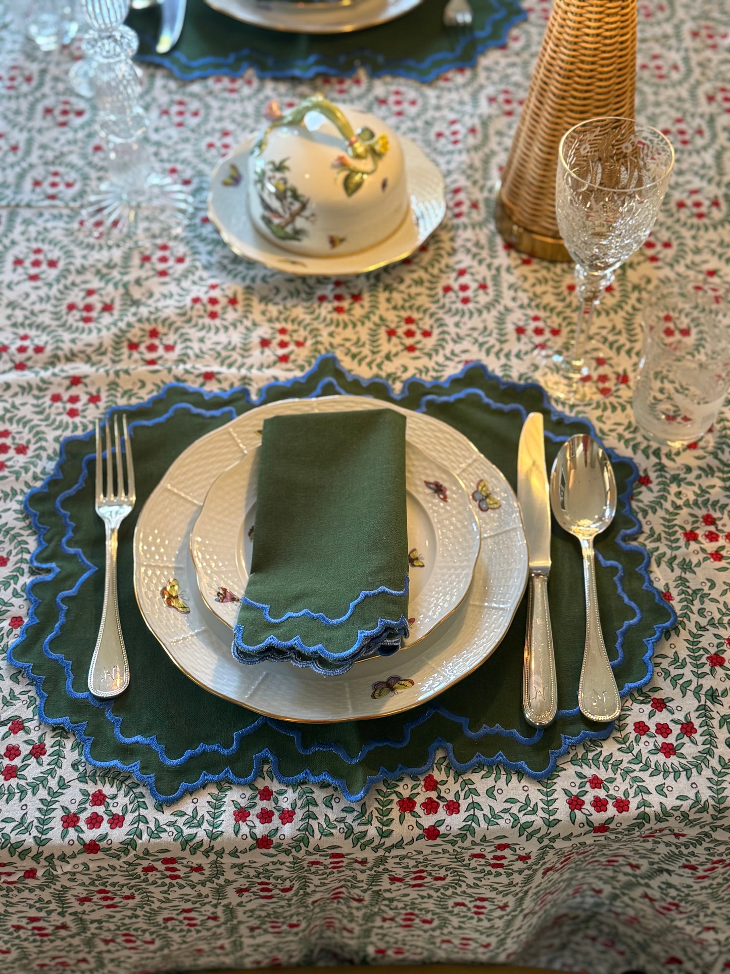 Valeria mossgrüne Tischsets - 4 Sets mit 4 Servietten