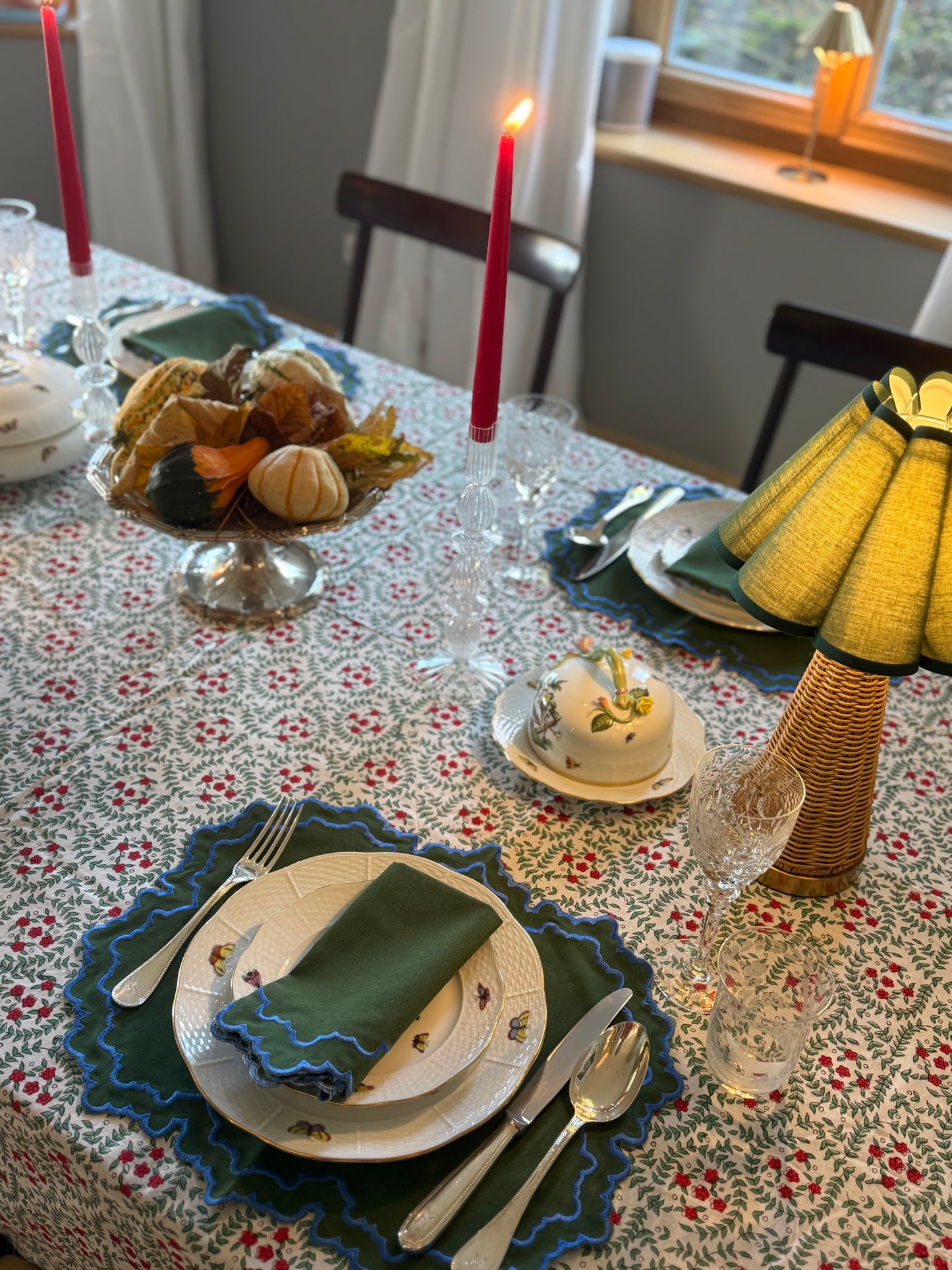 Valeria mossgrüne Tischsets - 4 Sets mit 4 Servietten