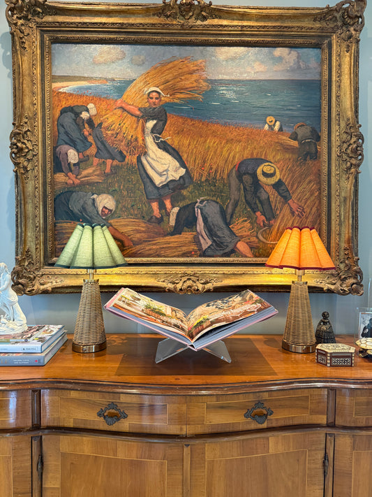 Aufladbare Rattan Lampe mit gewelltem Lampenschirm orange